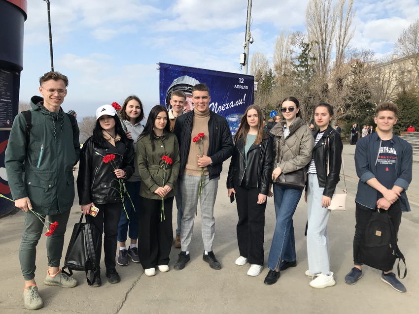 Патриотический  митинг на Набережной Космонавтов Фото 5